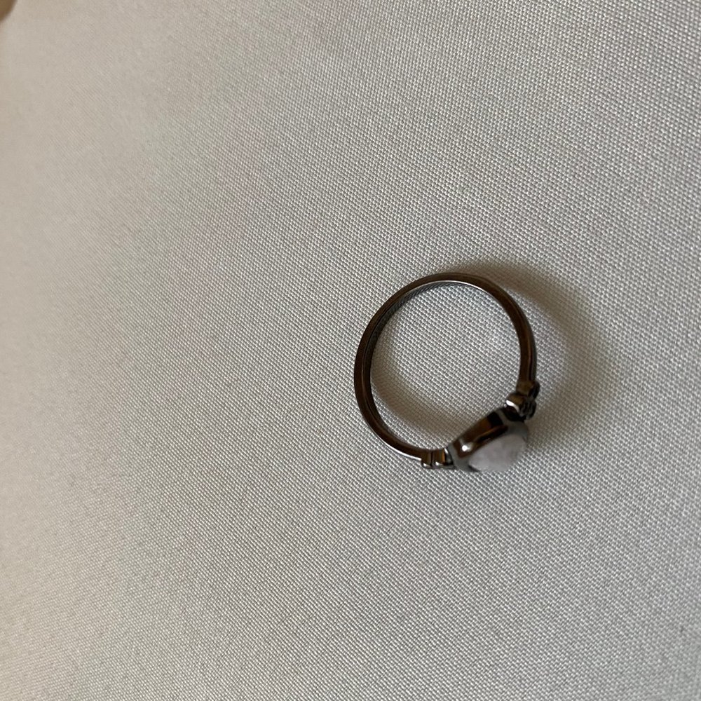 Moonstone Ring - Picture 5 of 9